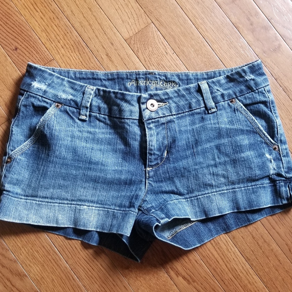 American Eagle shorts size 6